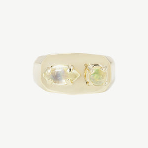 Chunky Signet in Moonstone and Opal